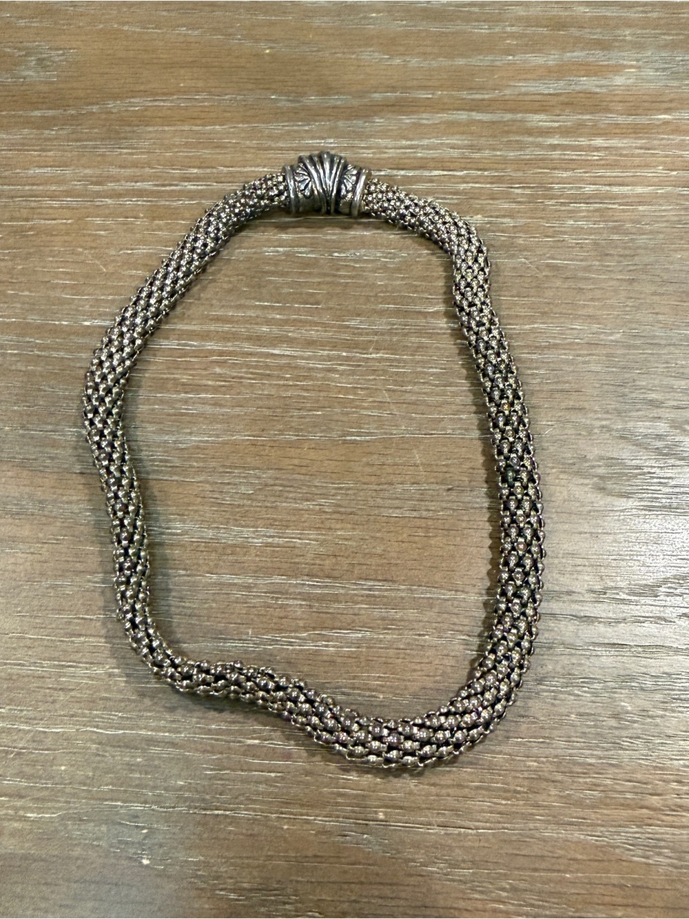Vintage silver tone chunky chain mail style necklace w/ magnetic clasp